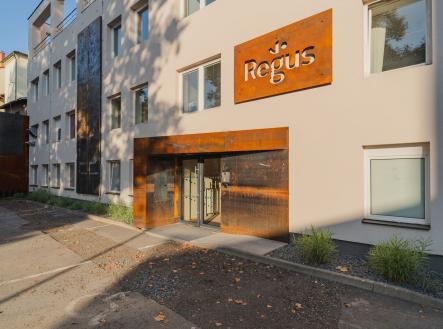 Pronájem skladovací prostor, 79 m²