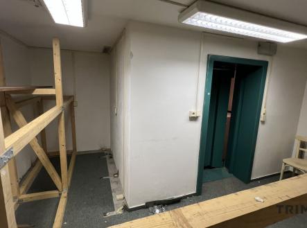 Pronájem jiné, 84 m²