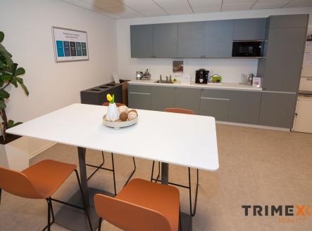 Pronájem kanceláře, 340 m² obrázek