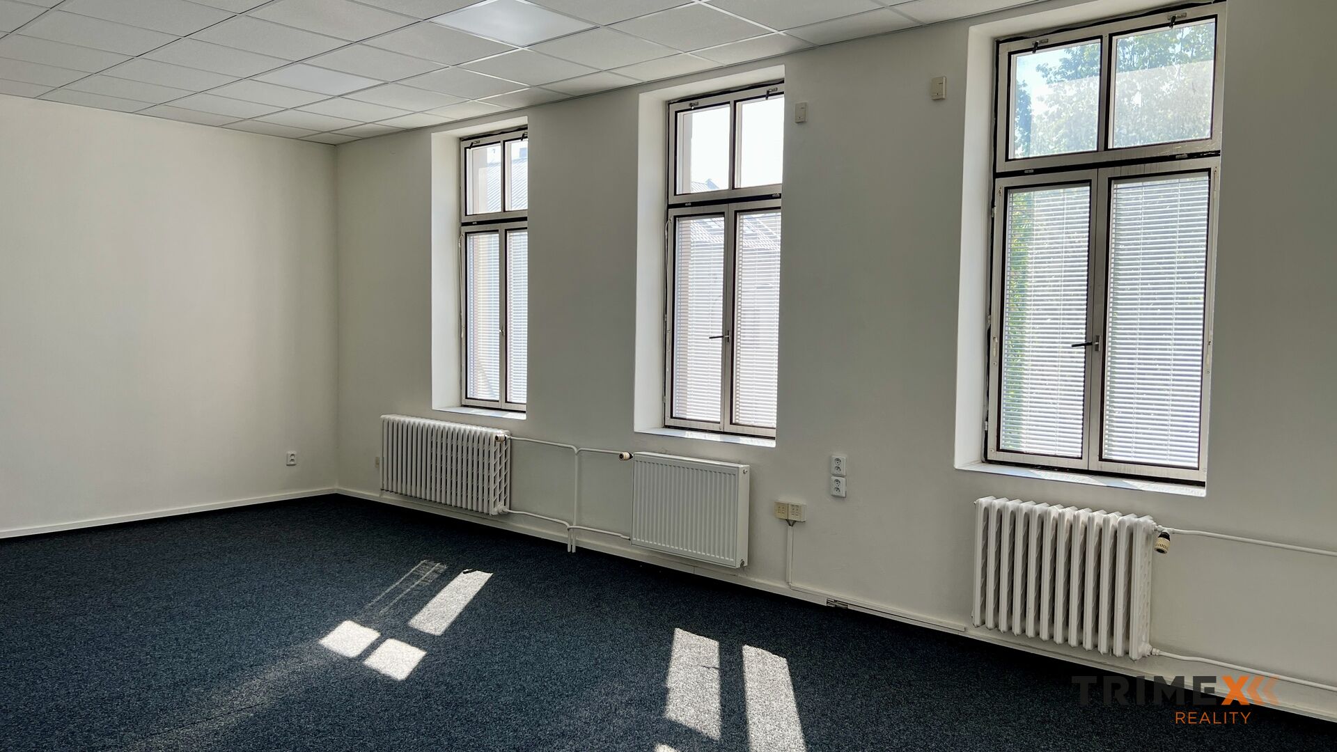 Nájem dvou kanceláří, 36,56 m2, ul. Fügnerova 646/11, Ostrava-Přívoz