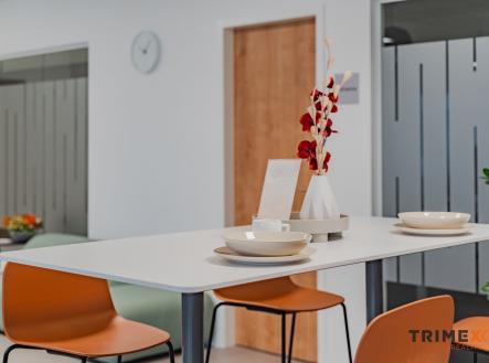 Pronájem kanceláře, 345 m²