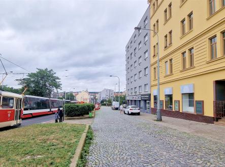 Pronájem obchodní prostor, 255 m² obrázek