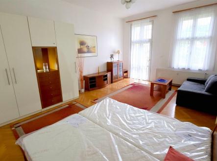 Pronájem bytu, 2+kk, 59 m²