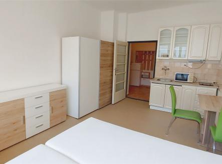 Pronájem bytu, garsoniéra, 31 m²