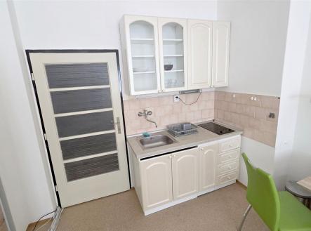 Pronájem bytu, garsoniéra, 31 m²