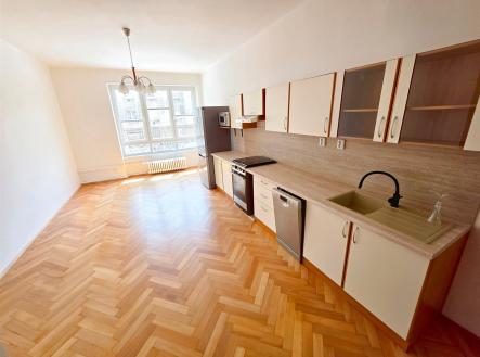 Pronájem bytu, 3+kk, 80 m² obrázek