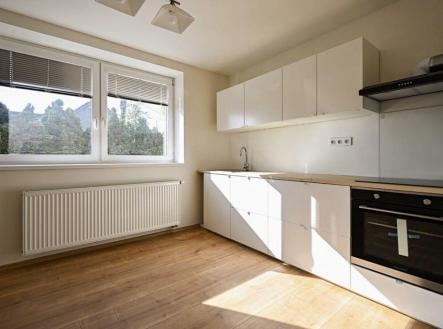 Pronájem bytu, 2+1, 57 m²