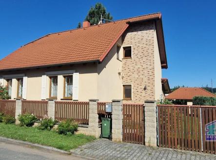 Prodej - dům/vila, 138 m²