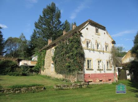 Prodej - historický objekt, 820 m²