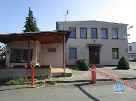 Prodej komerčního objektu, výroba, 9 135 m²