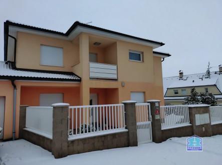 Pronájem domu/vily, 80 m²