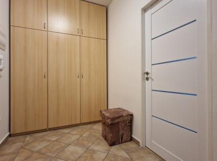 Pronájem bytu, 2+kk, 47 m²