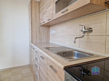 Pronájem bytu, 1+kk, 30 m²