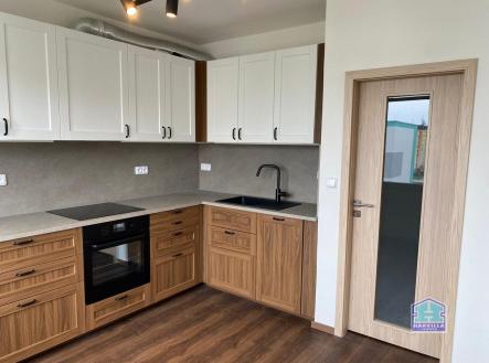 Pronájem bytu, 1+1, 39 m²