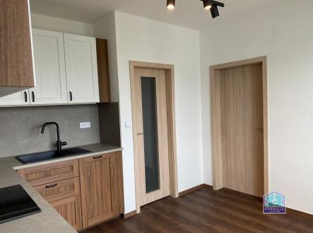 Pronájem bytu, 1+1, 39 m²