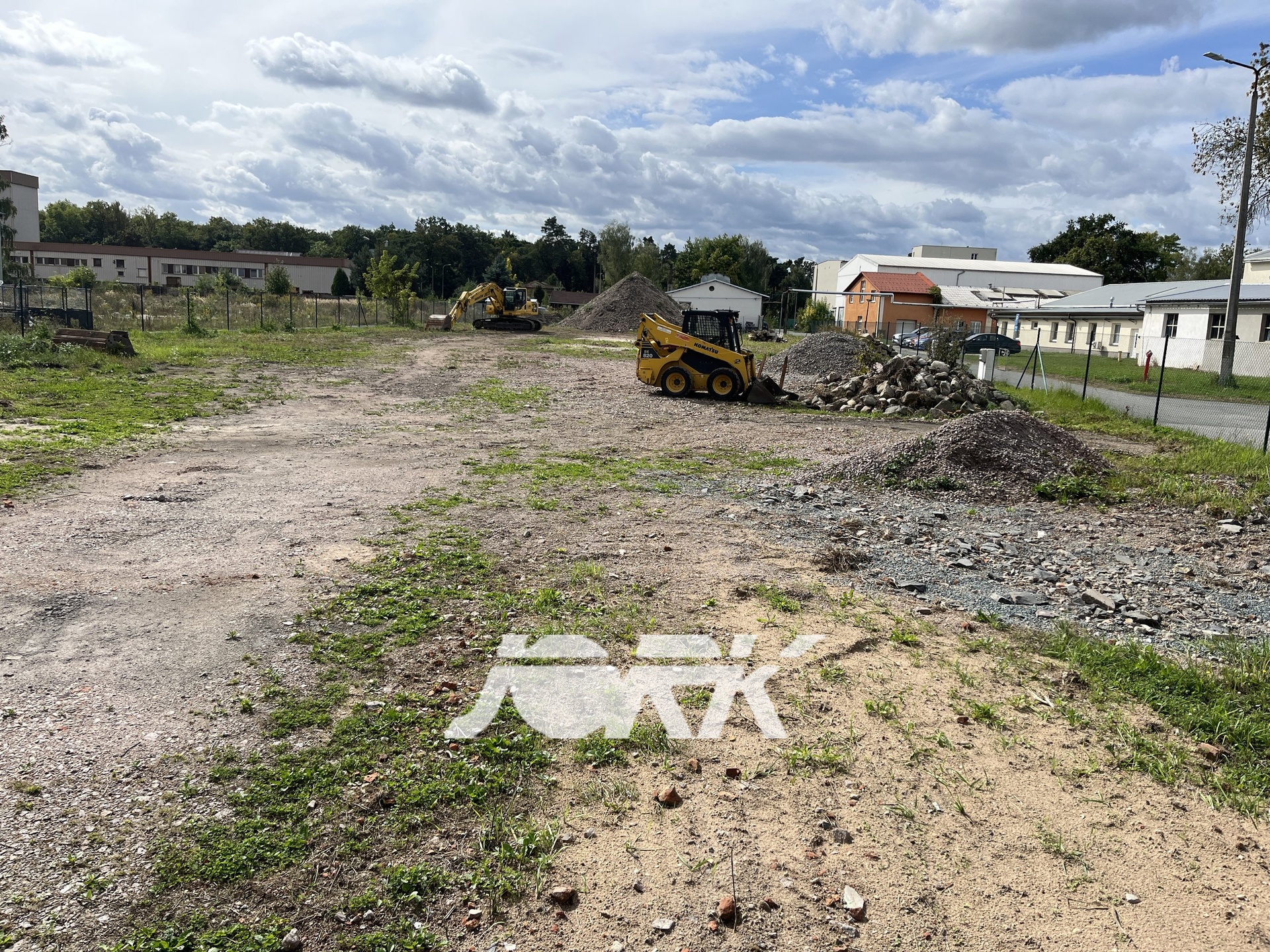 20250916_112239516_iOS