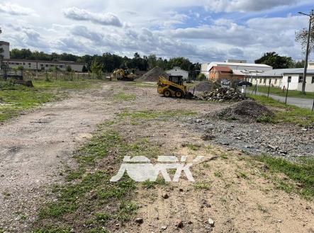 Prodej pozemku pro komerční výstavbu, 2 885 m²