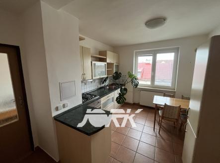 Pronájem bytu, 3+1, 79 m² obrázek