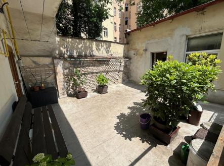 Pronájem bytu, 1+kk, 35 m²