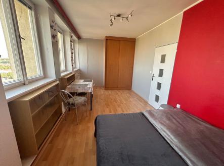 Pronájem bytu, 1+kk, 28 m² obrázek