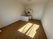 Pronájem bytu, 1+kk, 28 m²