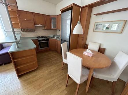 Pronájem bytu, 2+kk, 55 m²