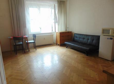 Pronájem bytu, 1+kk, 28 m²