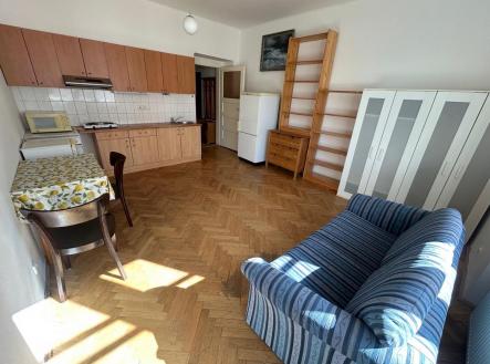 Pronájem bytu, 1+kk, 28 m²