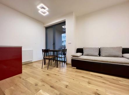 Pronájem bytu, 2+kk, 51 m²