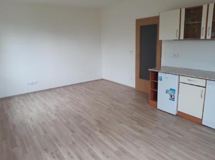 Pronájem bytu, 1+kk, 33 m²