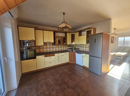 Pronájem bytu, 4+kk, 160 m²