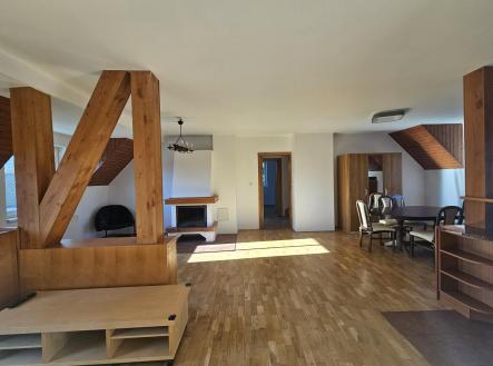 Pronájem bytu, 4+kk, 160 m²