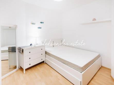 Pronájem bytu, 2+kk, 38 m² obrázek