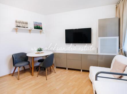 Pronájem bytu, 2+kk, 38 m²
