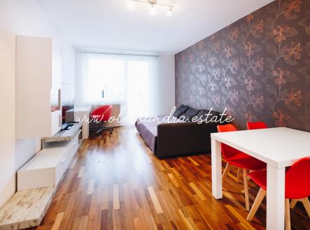Pronájem bytu, 1+kk, 32 m² obrázek