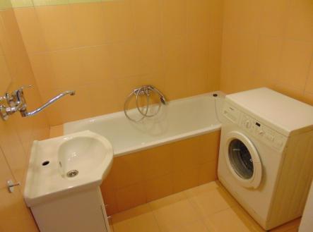Pronájem bytu, 1+kk, 32 m²