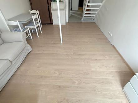 Pronájem bytu, 1+1, 37 m²