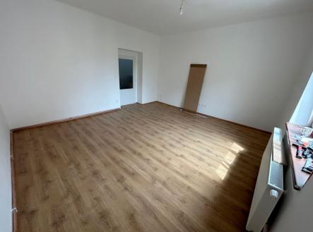 Pronájem bytu, 1+kk, 40 m² obrázek