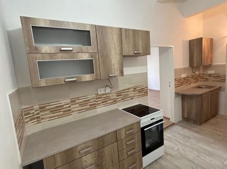 Pronájem bytu, 1+kk, 40 m²