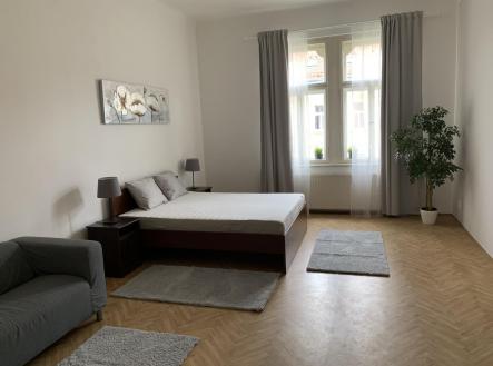 Pronájem bytu, 2+1, 74 m² obrázek