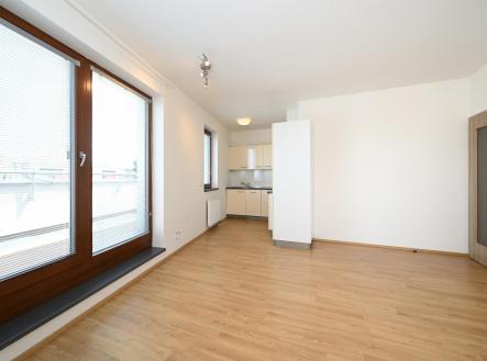 Pronájem bytu, 2+kk, 68 m²