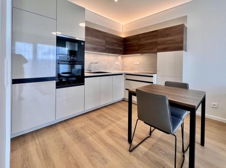 Pronájem bytu, 2+kk, 53 m²