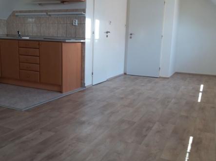 Pronájem bytu, 1+kk, 33 m²