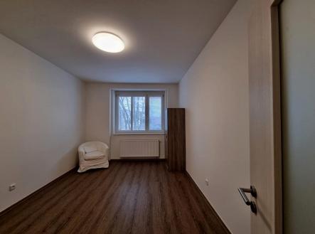 Pronájem bytu, 1+kk, 38 m²