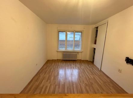 Pronájem bytu, 1+kk, 30 m²