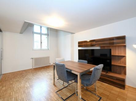 Pronájem bytu, 2+kk, 75 m²