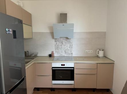 Pronájem bytu, 1+kk, 38 m²