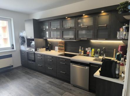 Pronájem bytu, 2+1, 75 m²