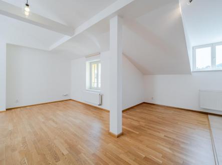 Pronájem bytu, 4+kk, 125 m²