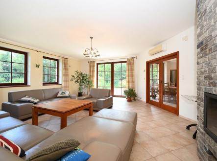 Pronájem domu/vily, 320 m²